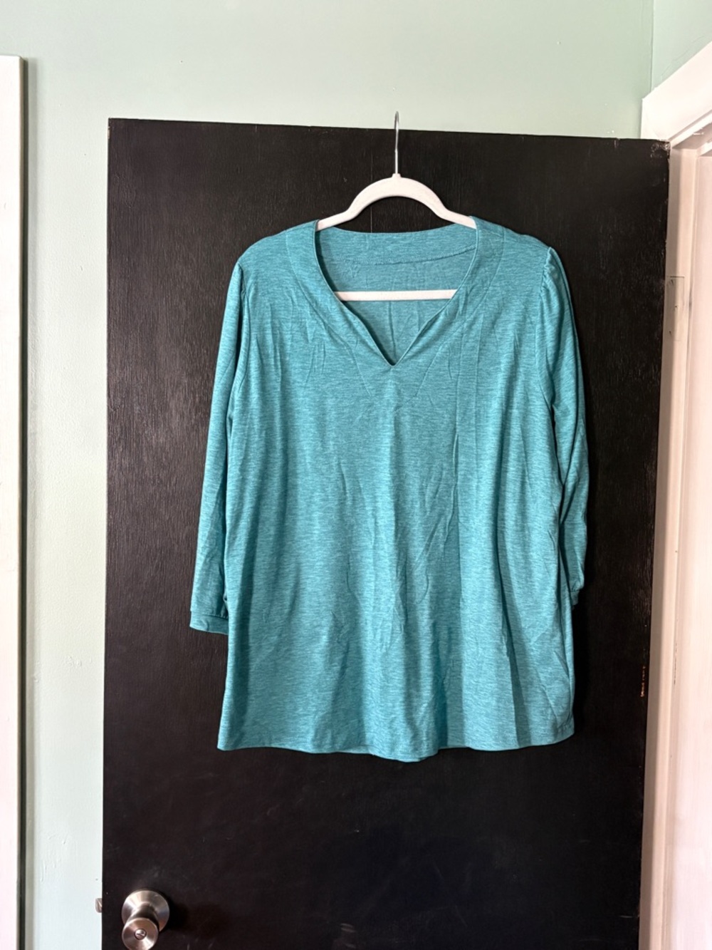 Women’s Teal V-Neck 3/4 Sleeve Top